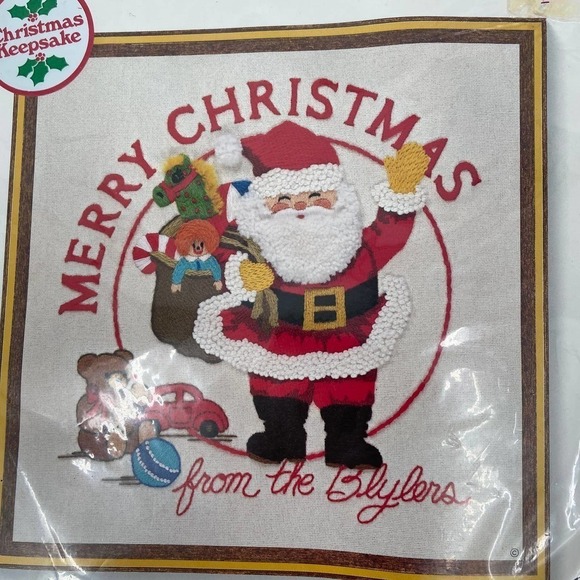 Vintage 1980 Sunset Stitchery #2046 Merry Christmas Santa Needlework Kit Sealed - Picture 5 of 11
